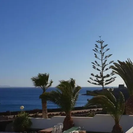 Schoene In Mit Grill- Garten Und Terrasse Und Neben Dem Str By Interhome Appartement