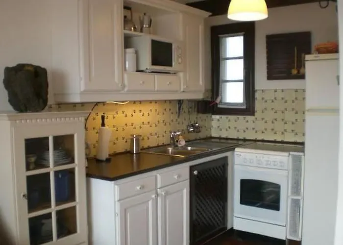 Appartement Schoene In Mit Grill- Garten Und Terrasse Und Neben Dem Str By Interhome *