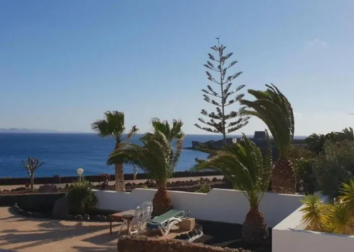 Schoene In Mit Grill- Garten Und Terrasse Und Neben Dem Str By Interhome * Playa Blanca (Lanzarote)