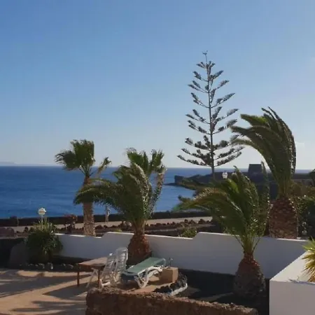 Schoene In Mit Grill- Garten Und Terrasse Und Neben Dem Str By Interhome * Playa Blanca (Lanzarote)