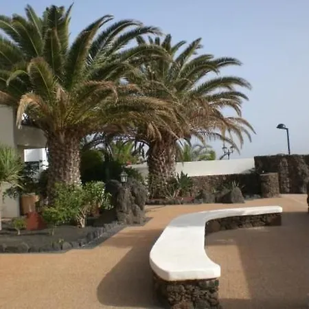 Apartament Schoene In Mit Grill- Garten Und Terrasse Und Neben Dem Str By Interhome